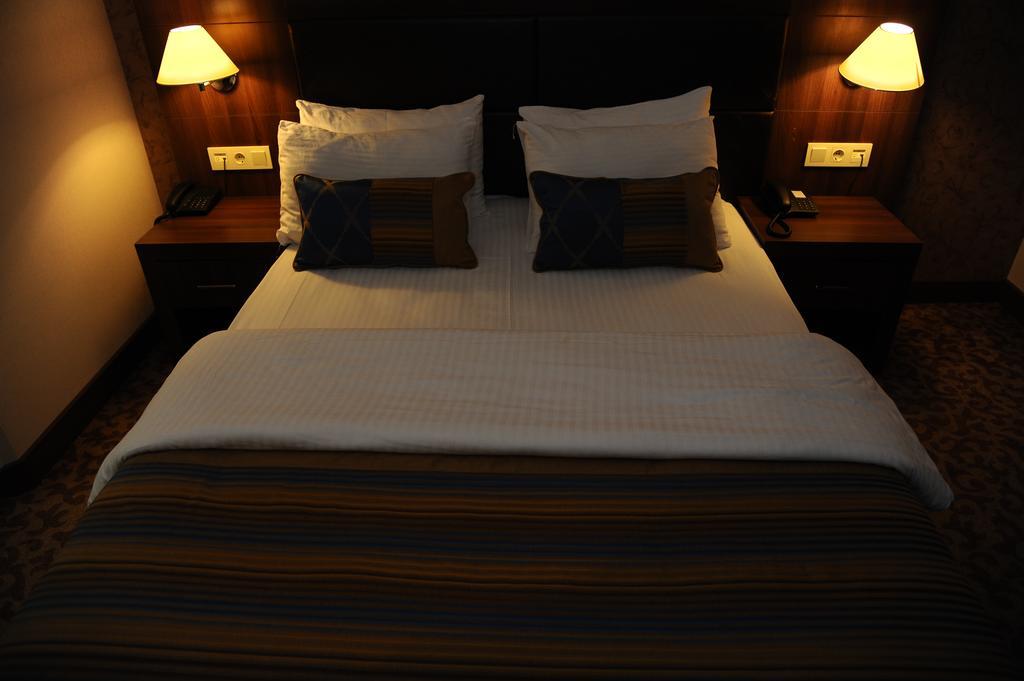 Rhiss Hotel Maltepe Provincia di Provincia di Istanbul Esterno foto