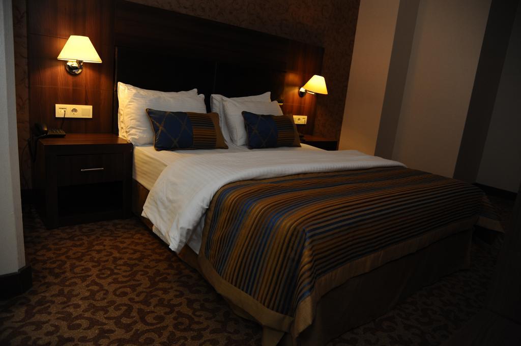 Rhiss Hotel Maltepe Provincia di Provincia di Istanbul Esterno foto